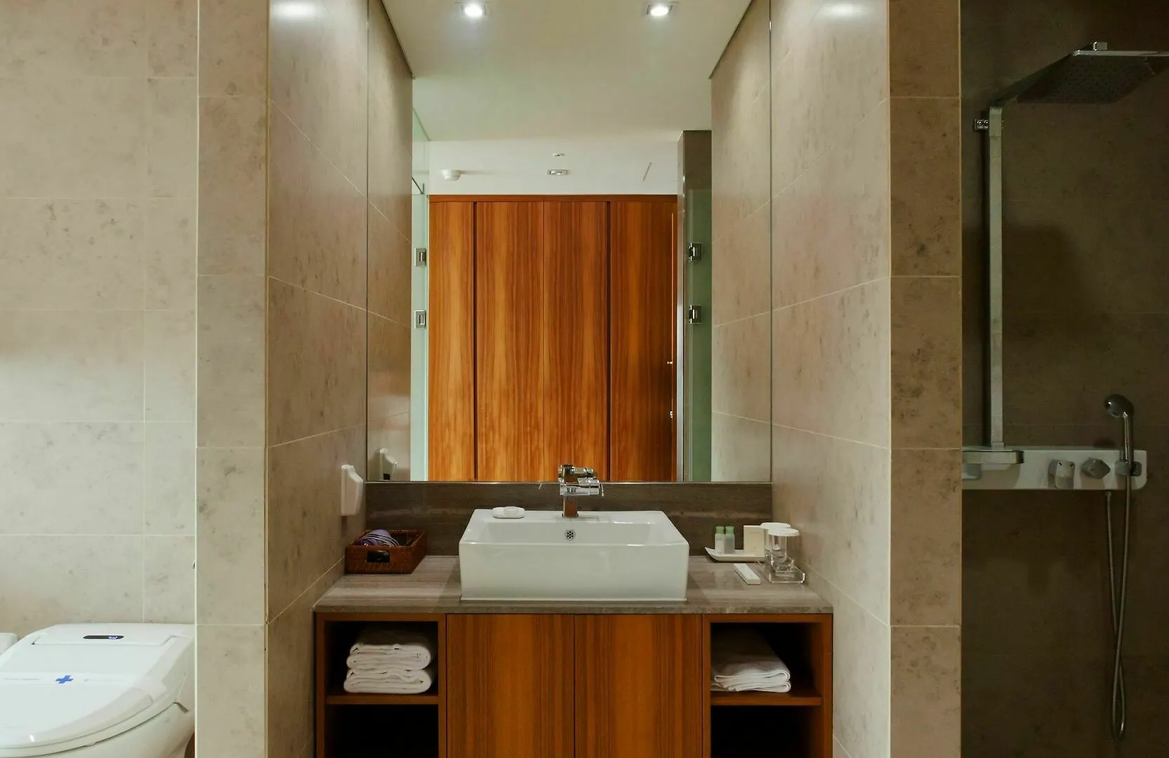 Hankang Hotel Seul 3*,
